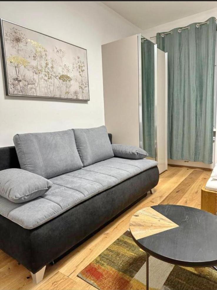 Cozy Studio In Ottakiring Area Wien Eksteriør billede