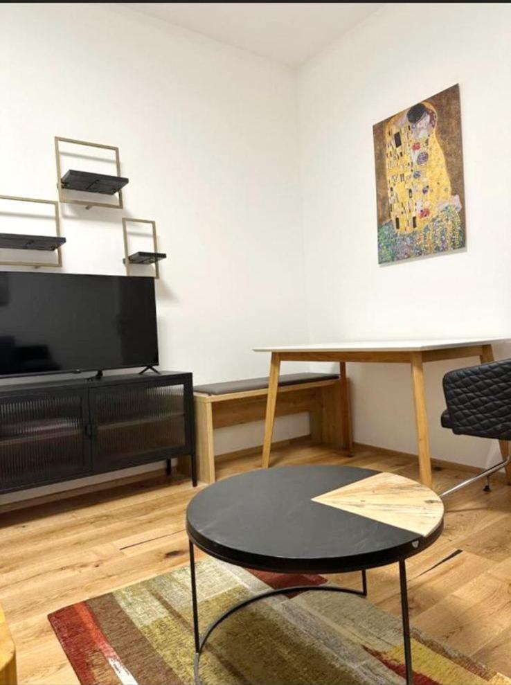 Cozy Studio In Ottakiring Area Wien Eksteriør billede